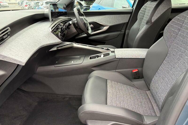 Peugeot 3008 1.2 Allure E-dsc6 Euro 6 Ss Blue #2