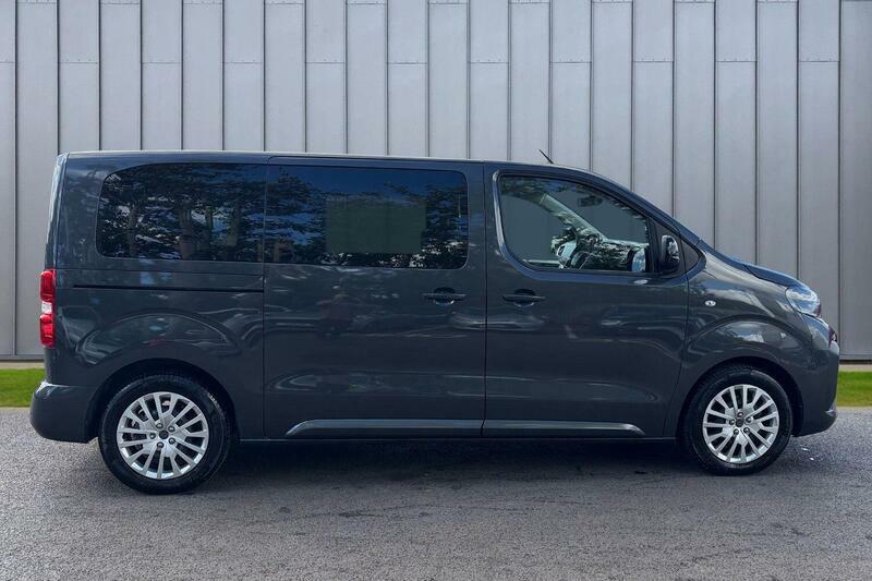 Peugeot e-Traveller Mpv Green #7