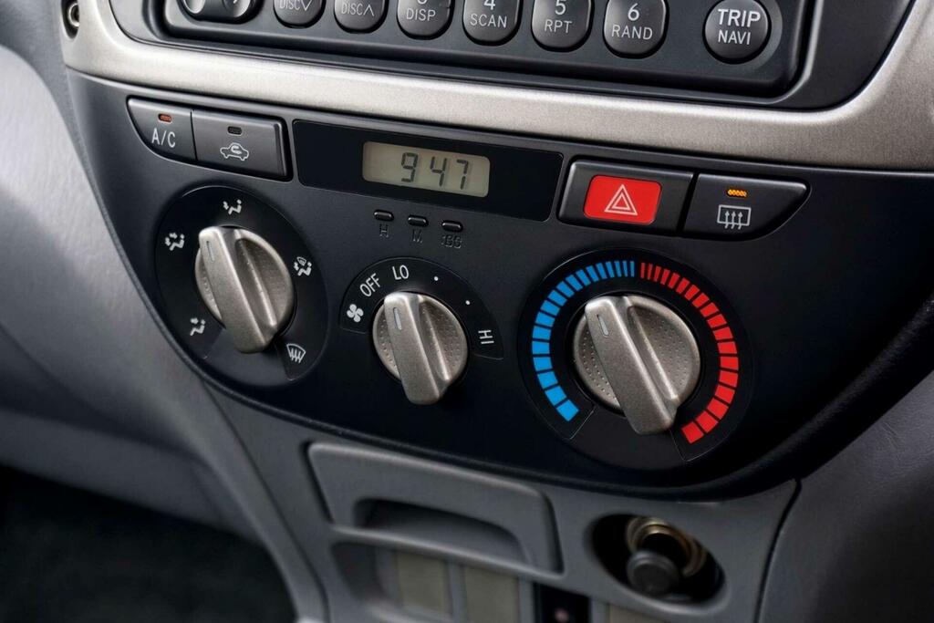 Toyota Rav 4 Blue #17
