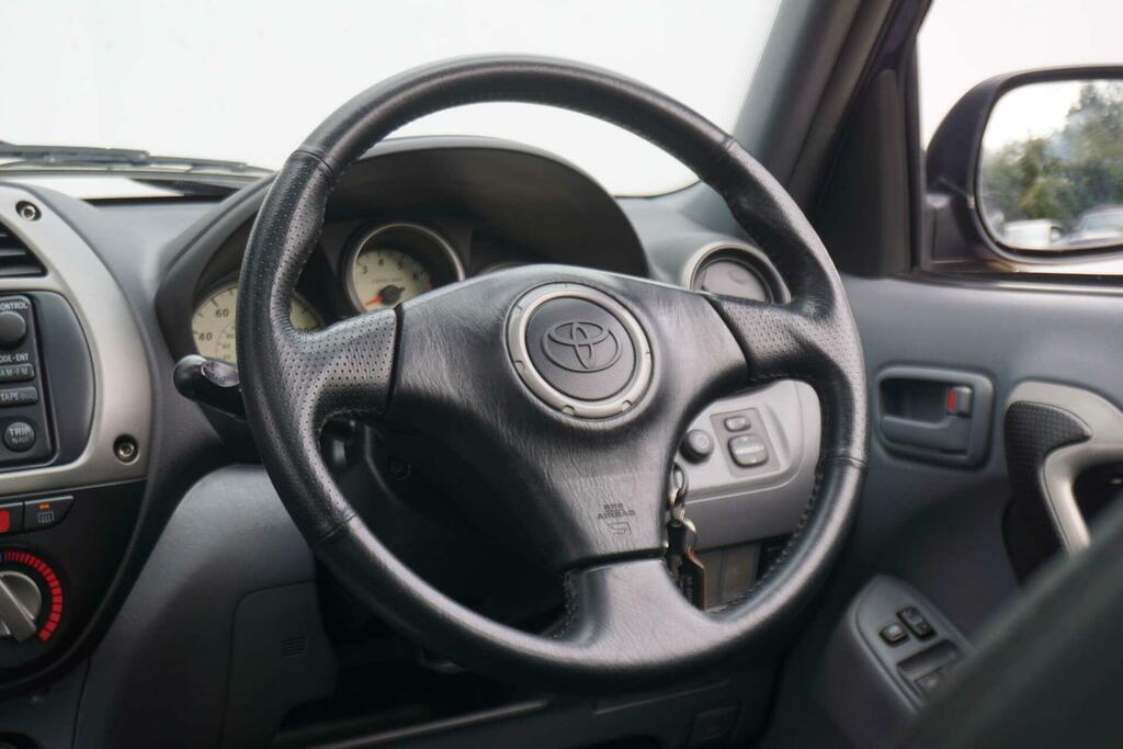 Toyota Rav 4 Blue #20