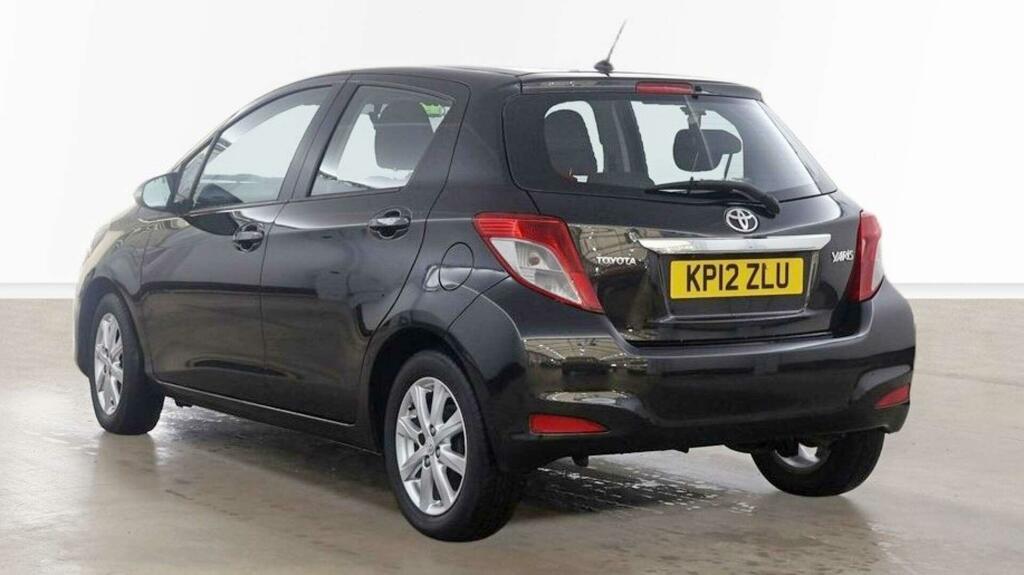 Toyota Yaris Tr Black #4