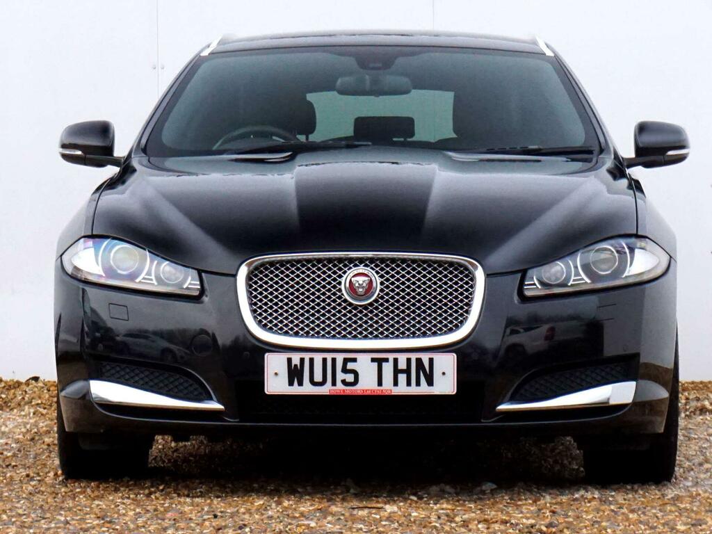 Jaguar XF Luxury D White #36