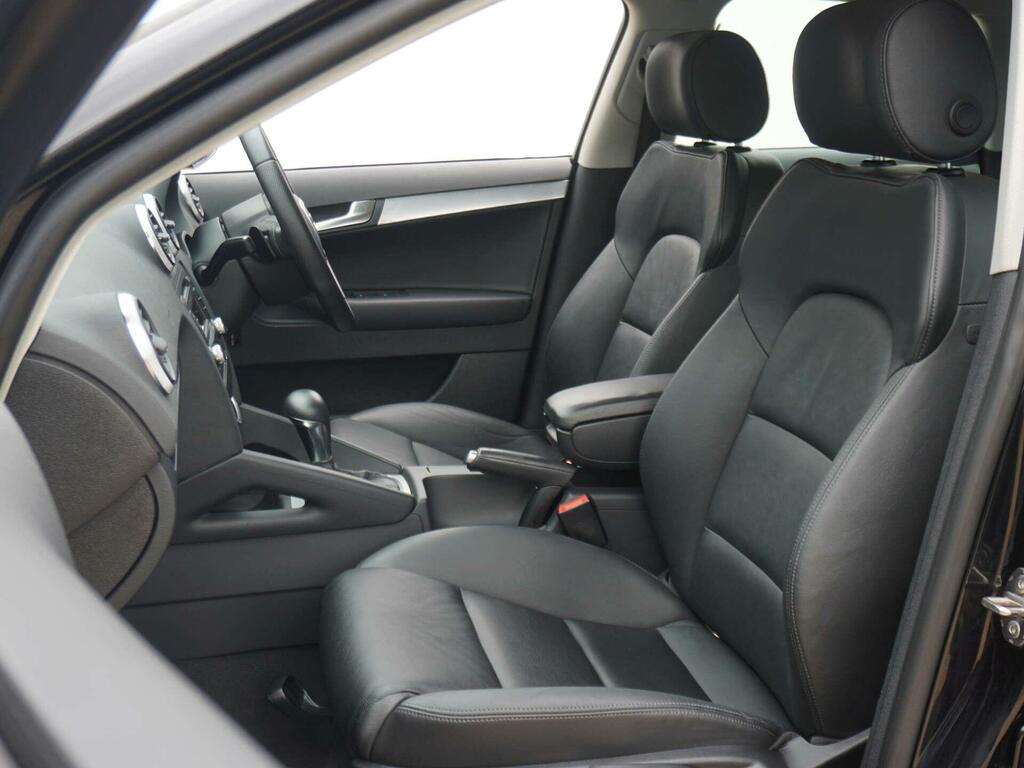 Audi A3 Sport Black #2