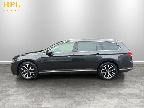 Volkswagen Passat 2022 22 1.4 YH22BHJ #4