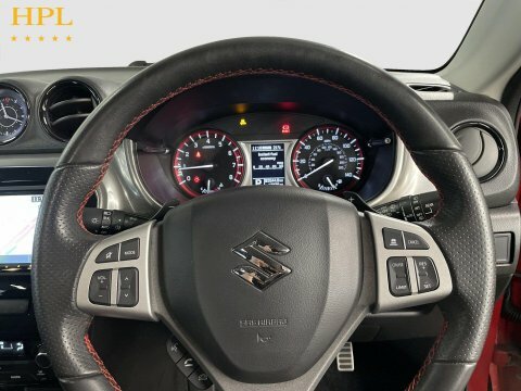 Suzuki Vitara Black #13