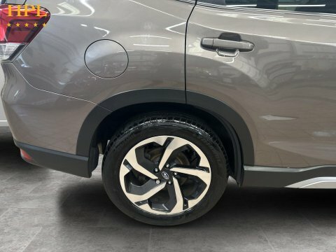 Subaru Forester Xe Premium White #10