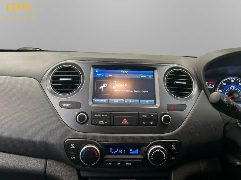 Hyundai I10 Hatchback Brown #18