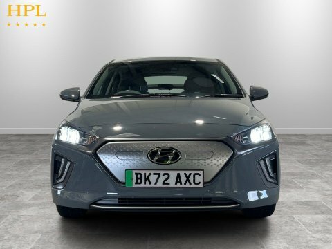 Hyundai Ioniq Hatchback Black #2