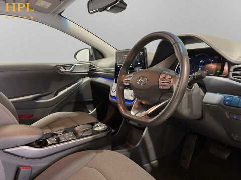 Hyundai Ioniq Hatchback Black #12