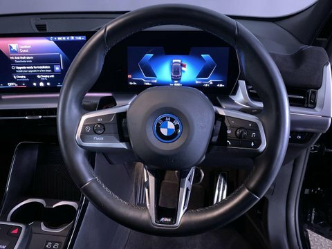 BMW iX2 Edrive20 M Sport Black #37