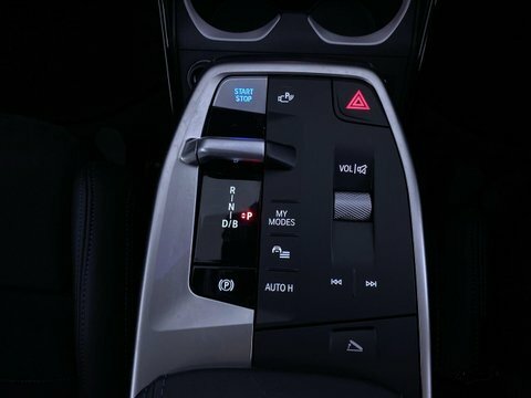 BMW iX2 Edrive20 M Sport Black #42