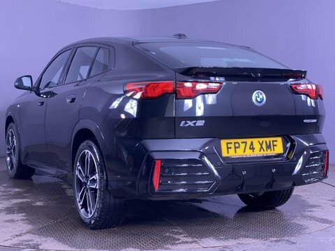 BMW iX2 Edrive20 M Sport Black #27