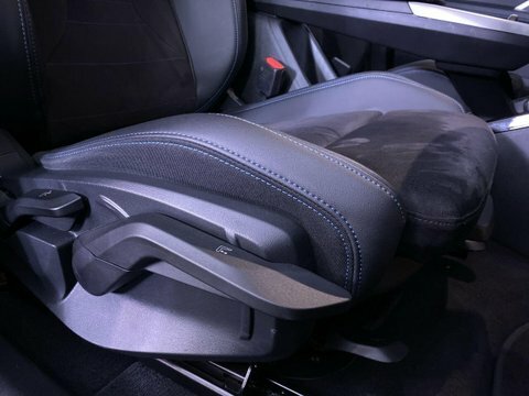 BMW iX2 Edrive20 M Sport Black #47
