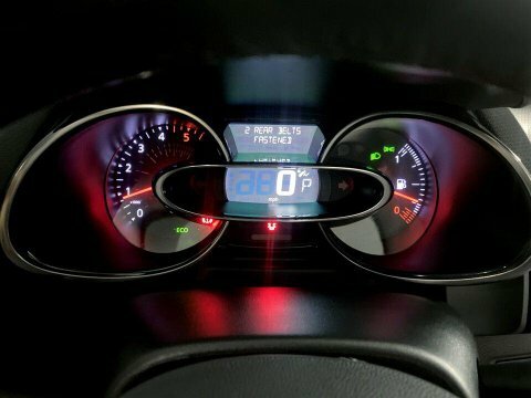 Renault Clio 0.9 Tce 75 Red #25