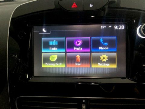 Renault Clio 0.9 Tce 75 Red #29