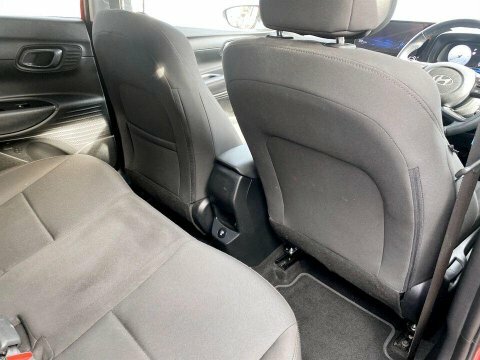 Hyundai Bayon Hatchback Red #20