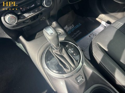 Nissan Juke Hatchback Grey #17