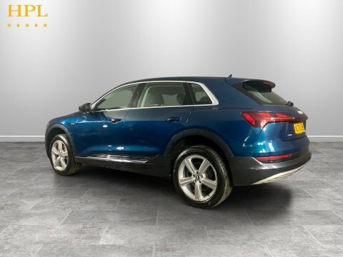 Audi E-tron 2020 70 50  #5