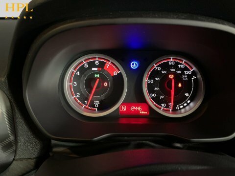MG MG3 1.5 Hybrid Trophy Red #13