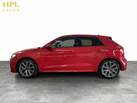 Audi A1 1.4 Tfsi Cod Black Edition Sportback Ma Black #4