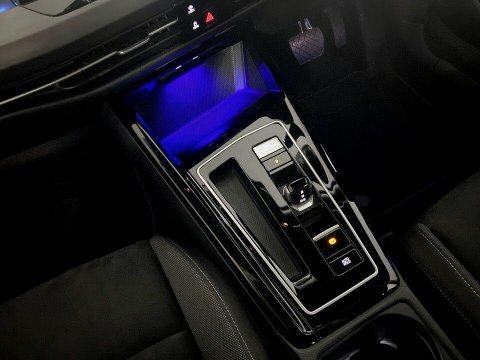Volkswagen Golf Se Bluemotion Technology Tdi  #32