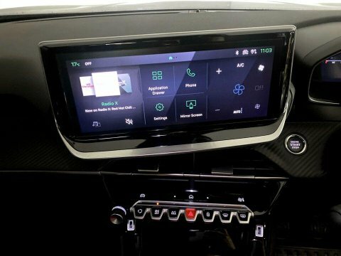 Peugeot 2008 1.2 Puretech Active Start Stop #17