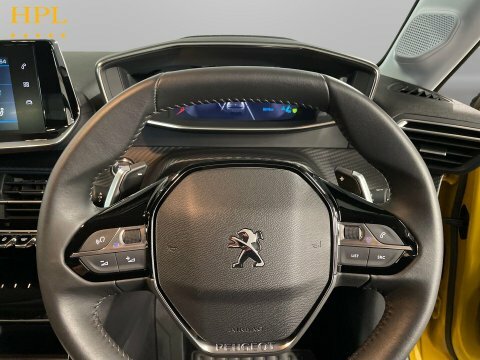 Peugeot 208 Hatchback White #13