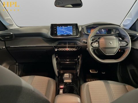 Peugeot 208 Hatchback White #19