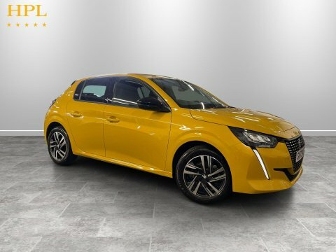 Peugeot 208 Hatchback White #1