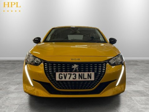 Peugeot 208 Hatchback White #2