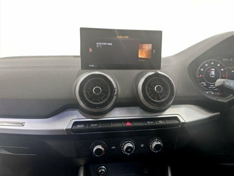 Audi Q2 30 Tfsi Sport White #17