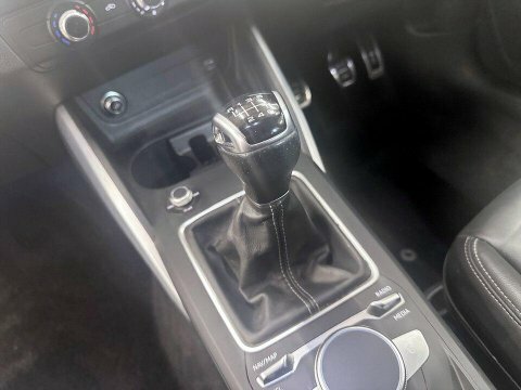 Audi Q2 30 Tfsi Sport White #16