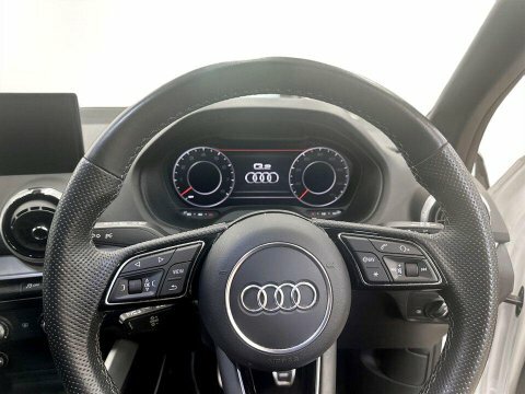 Audi Q2 30 Tfsi Sport White #13