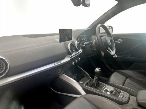 Audi Q2 30 Tfsi Sport White #15