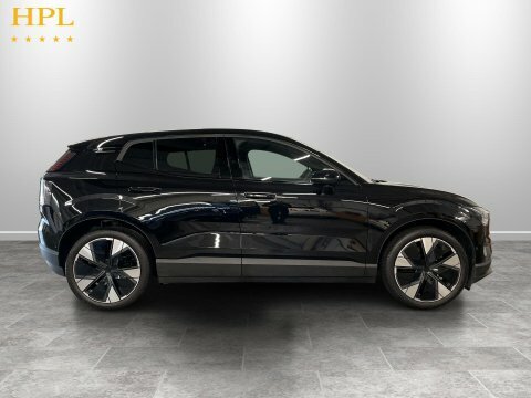 Volvo EX30 Ultra, Single Motor Extended Range, Black #8