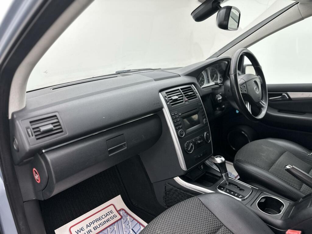 Mercedes-Benz B Class Silver #23