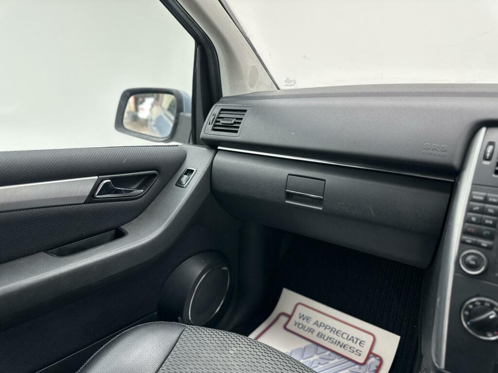 Mercedes-Benz B Class Silver #49