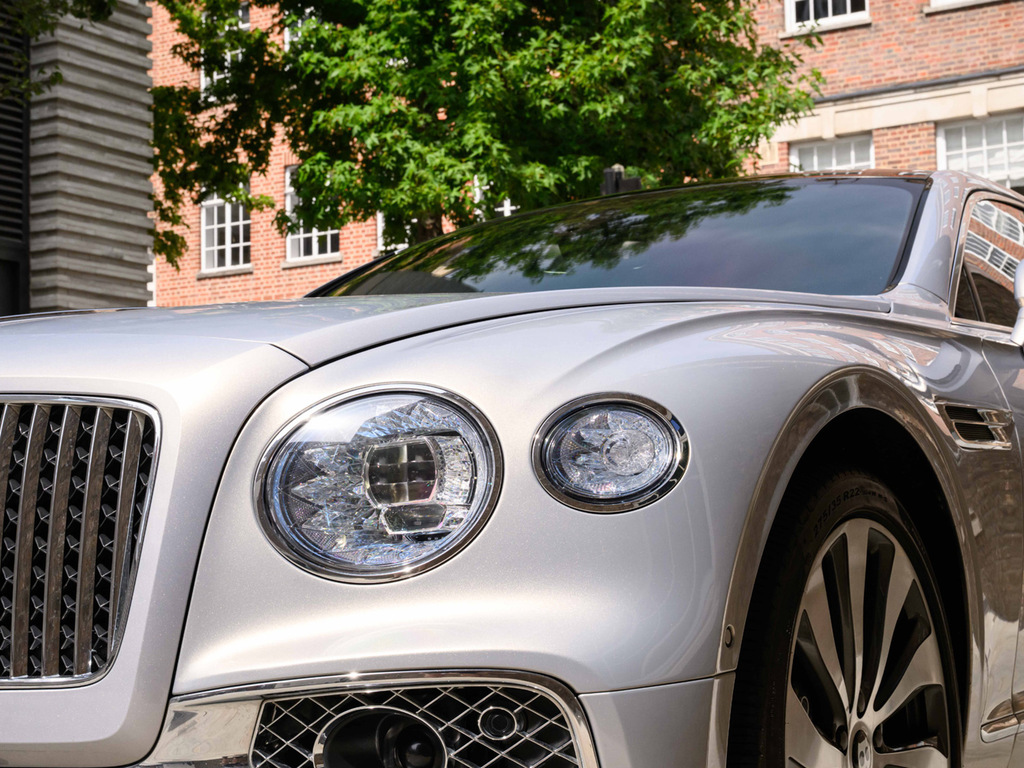 Bentley Flying Spur First Edition Silver #10