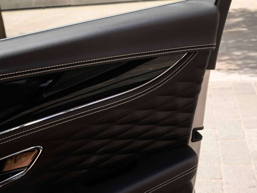 Bentley Flying Spur First Edition Silver #41