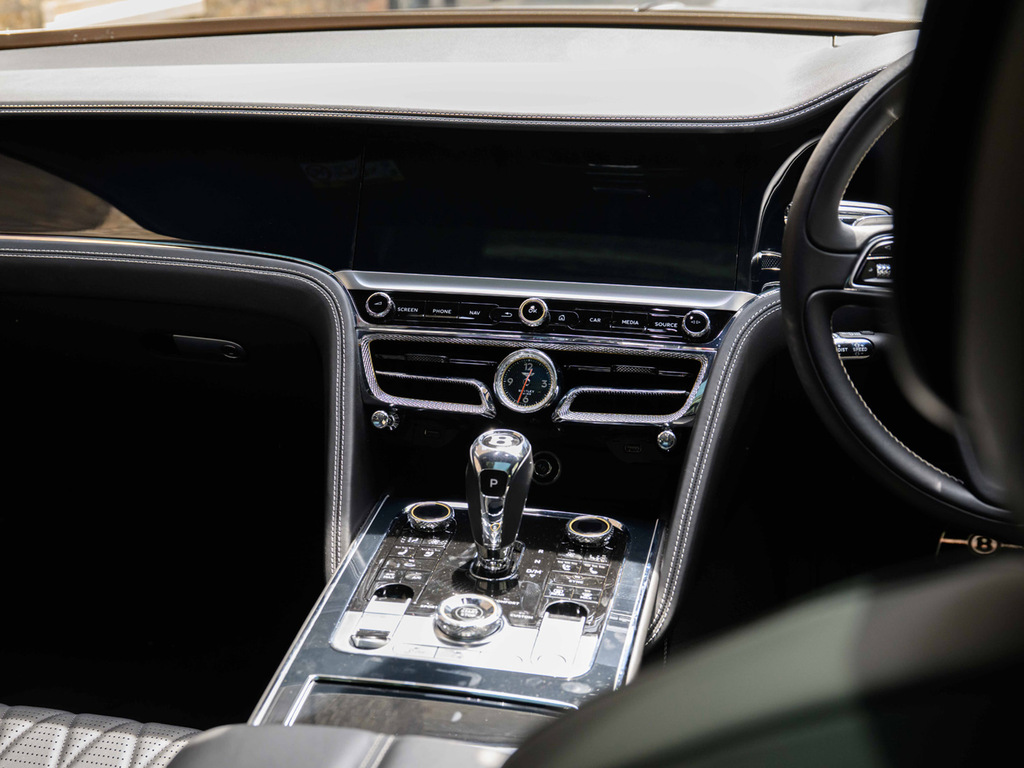 Bentley Flying Spur First Edition Silver #31