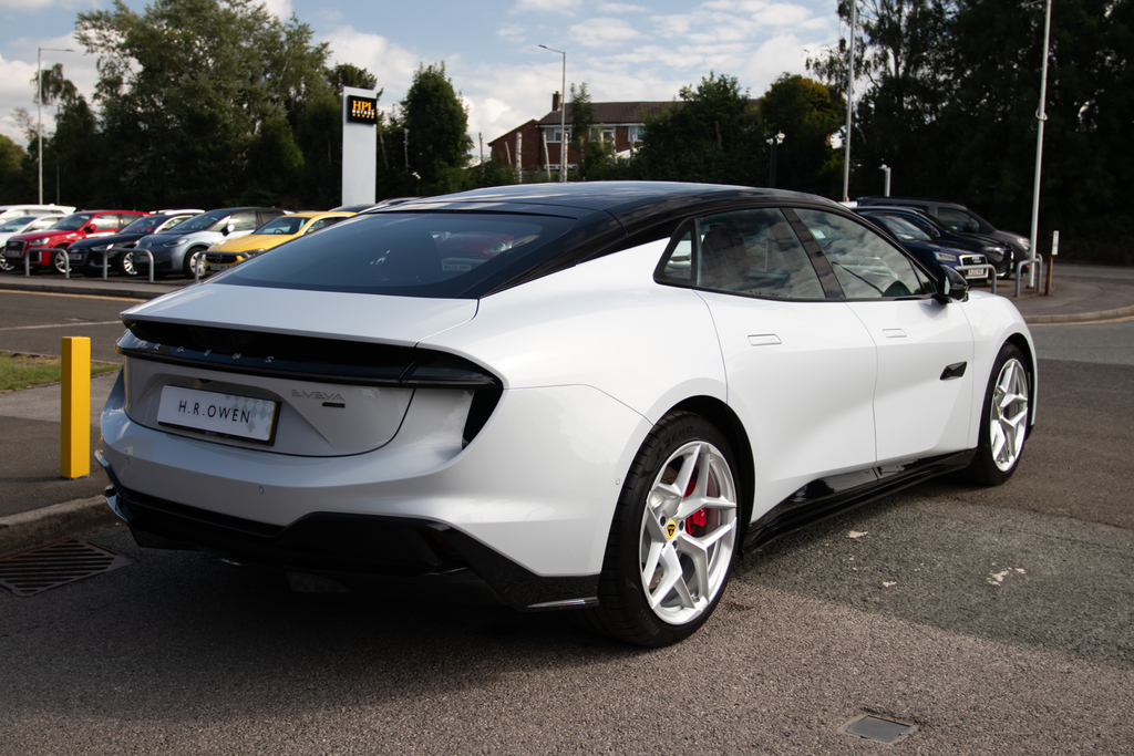 Lotus Emeya 600 102Kwh Gt Se Hatchback 4Wd White #3