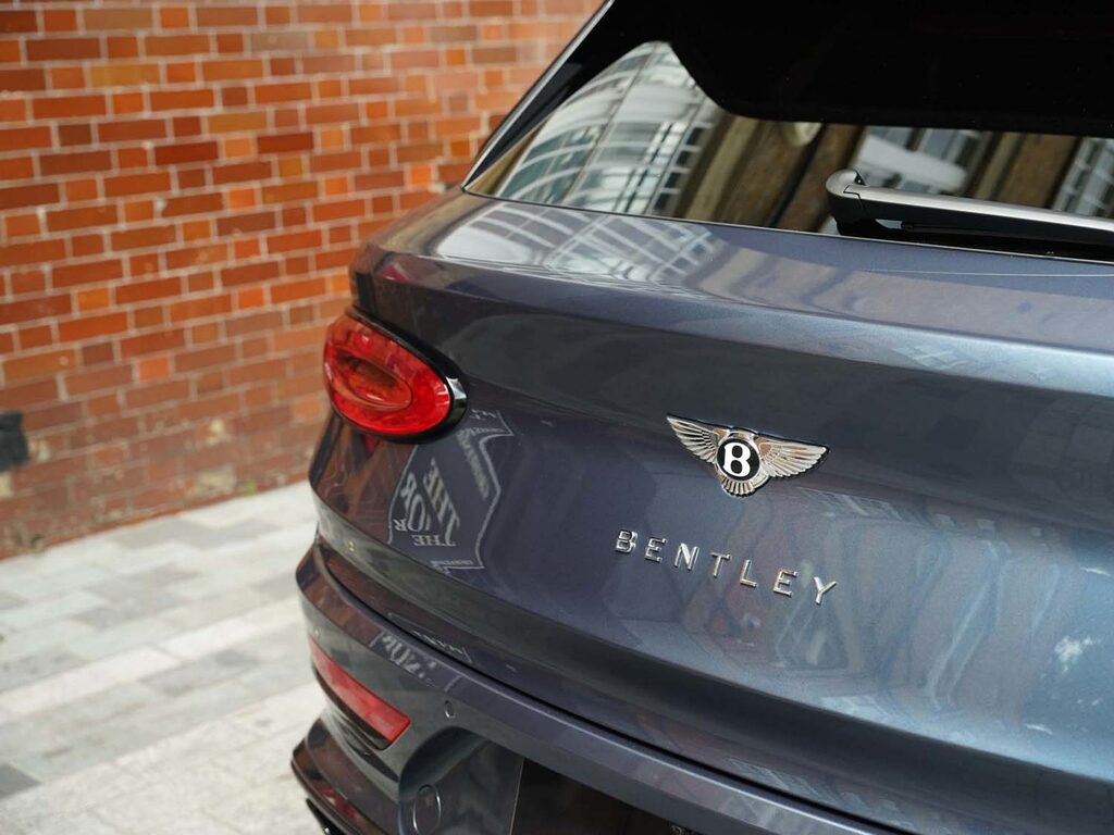 Bentley Bentayga Azure Blue #30