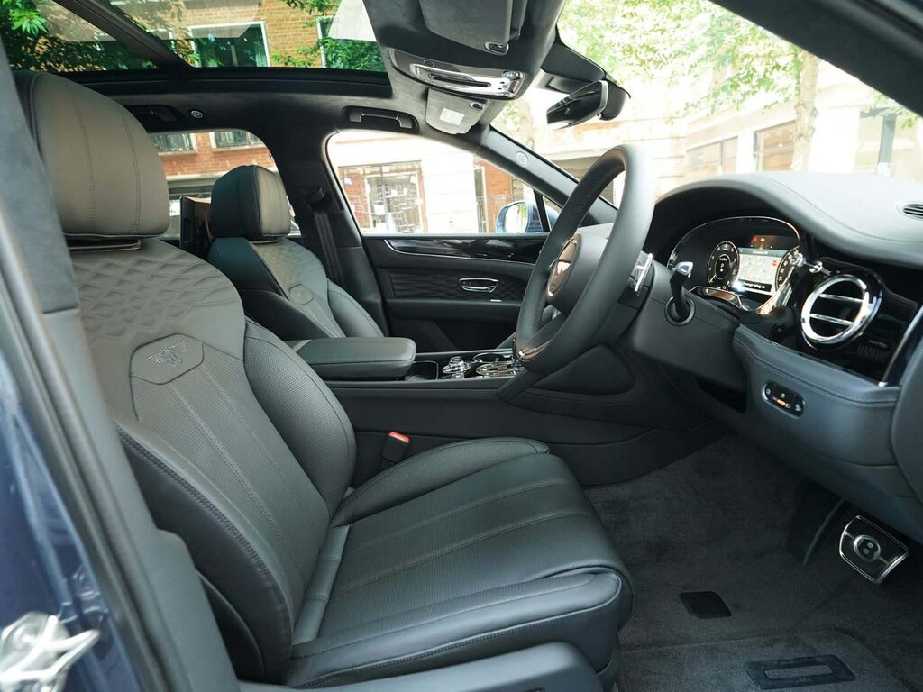 Bentley Bentayga Azure Blue #10