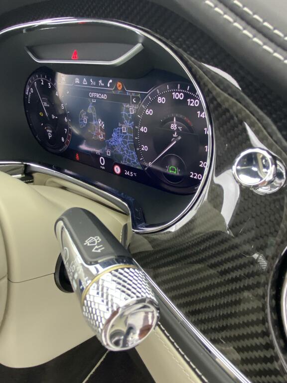 Bentley Flying Spur Azure V8  #18