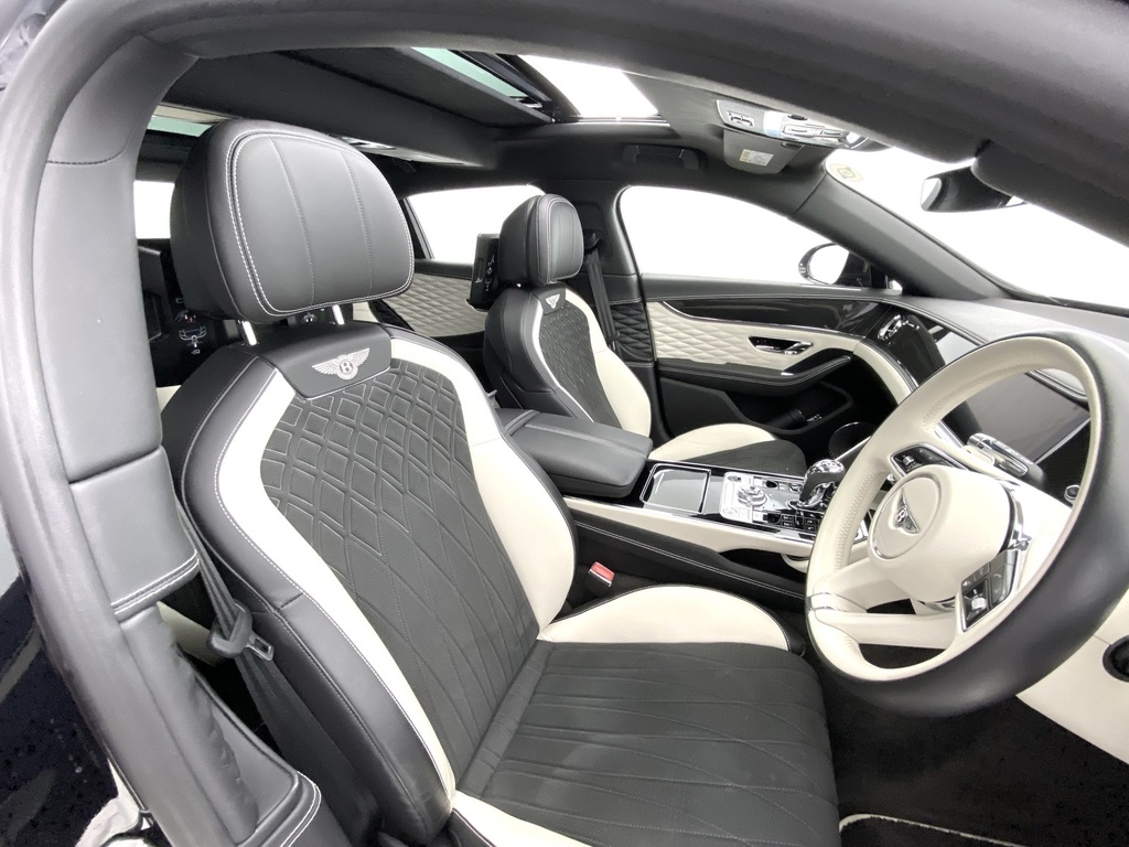 Bentley Flying Spur Azure V8  #12