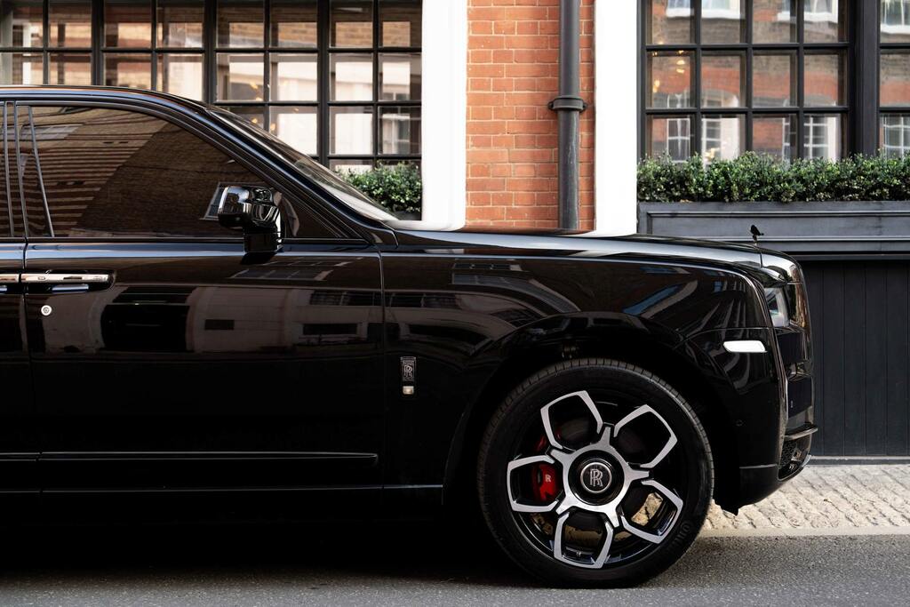 Rolls-Royce Cullinan Black Badge  #25