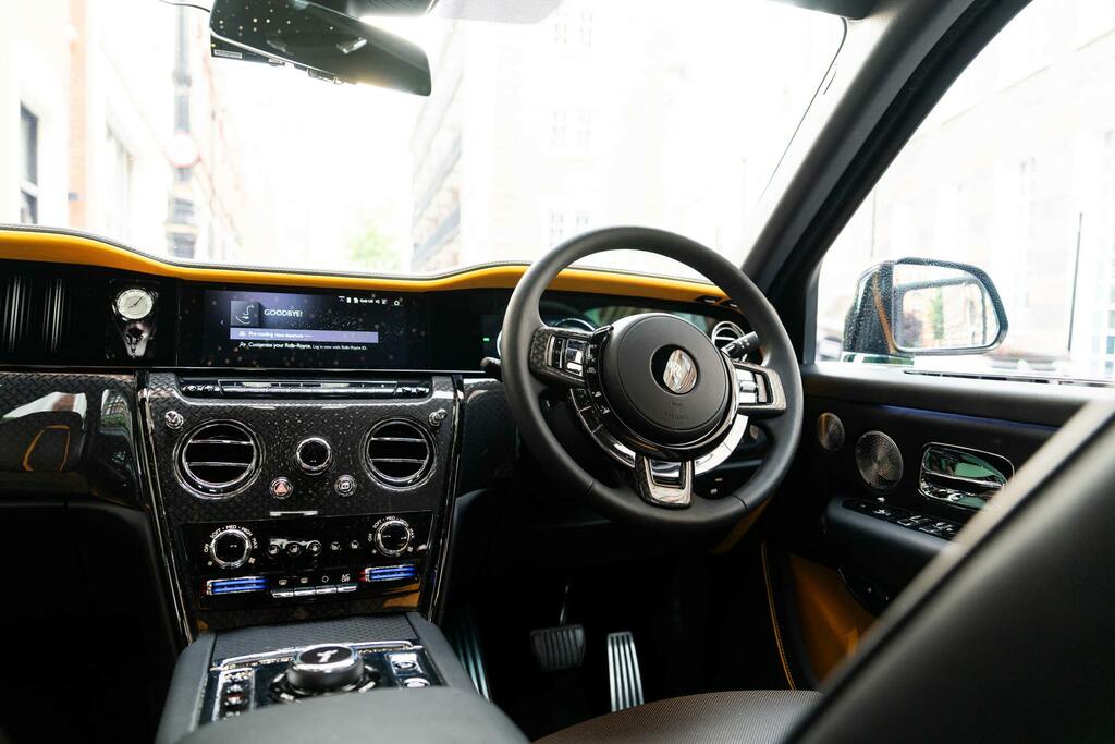 Rolls-Royce Cullinan Series II 6.75 V12 Grey #47
