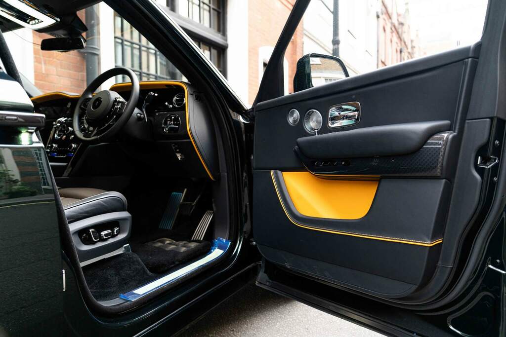 Rolls-Royce Cullinan Series II 6.75 V12 Grey #38
