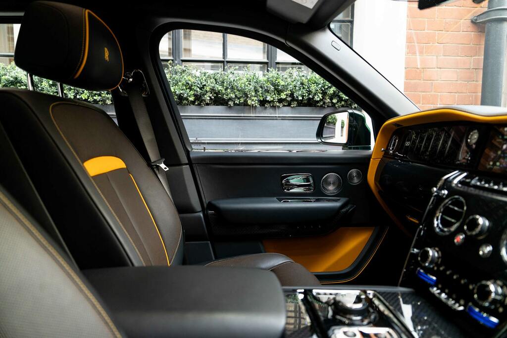 Rolls-Royce Cullinan Series II 6.75 V12 Grey #55