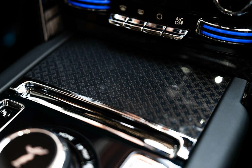 Rolls-Royce Cullinan Series II 6.75 V12 Grey #52